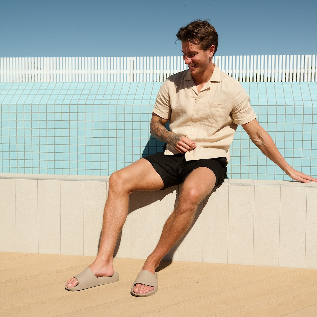 Slides - Classic Taupe